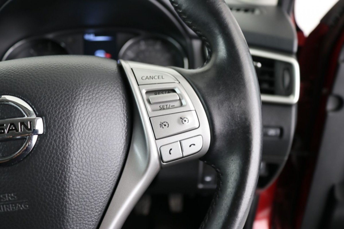 NISSAN QASHQAI 1.5 DCI N-TEC 5D 108 BHP - 2015 - £10,890