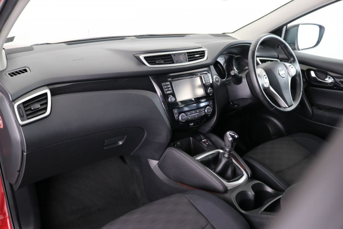 NISSAN QASHQAI 1.5 DCI N-TEC 5D 108 BHP - 2015 - £10,890