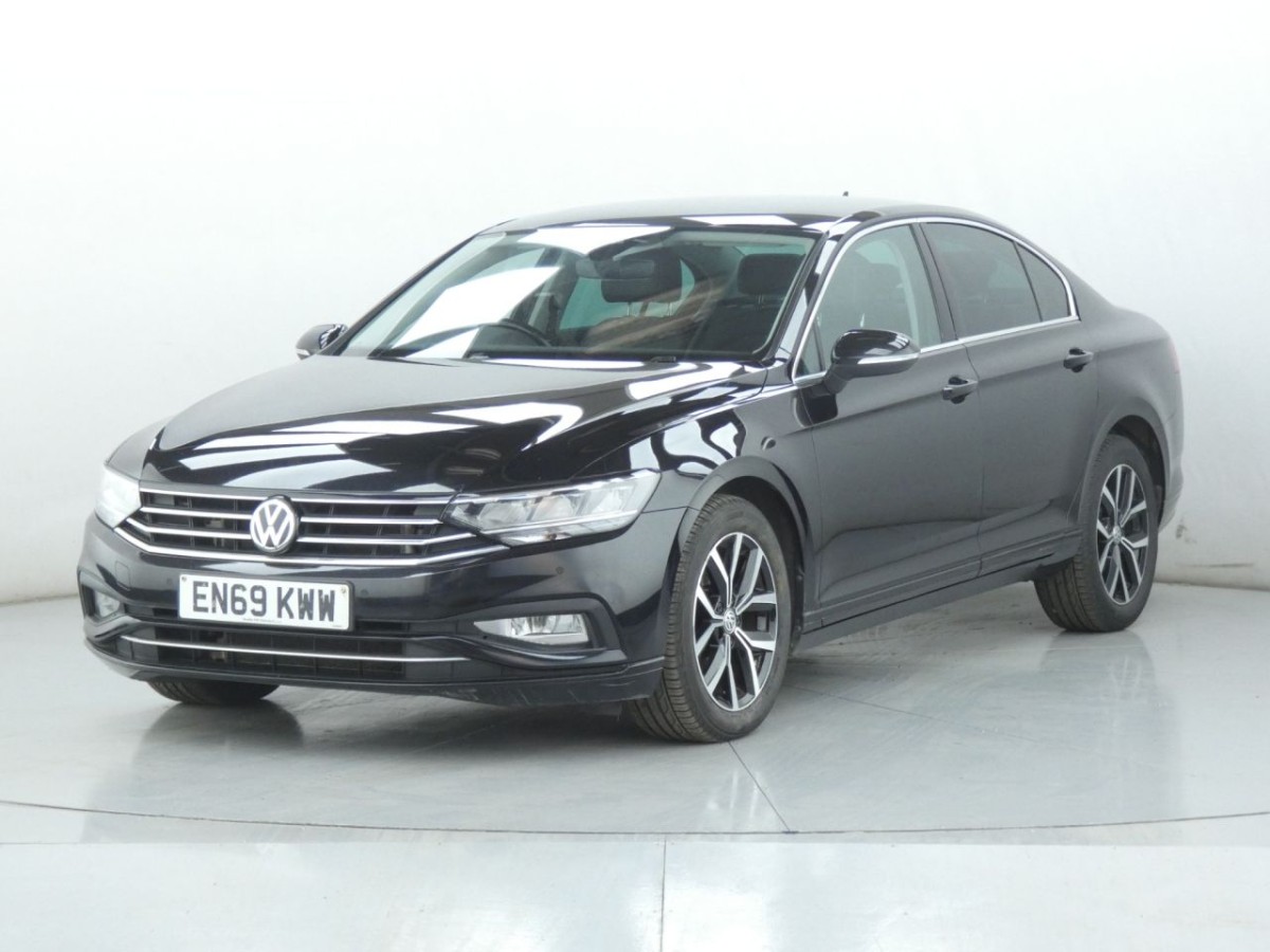 VOLKSWAGEN PASSAT 2.0 SEL TDI DSG 4D 148 BHP - 2020 - £12,700