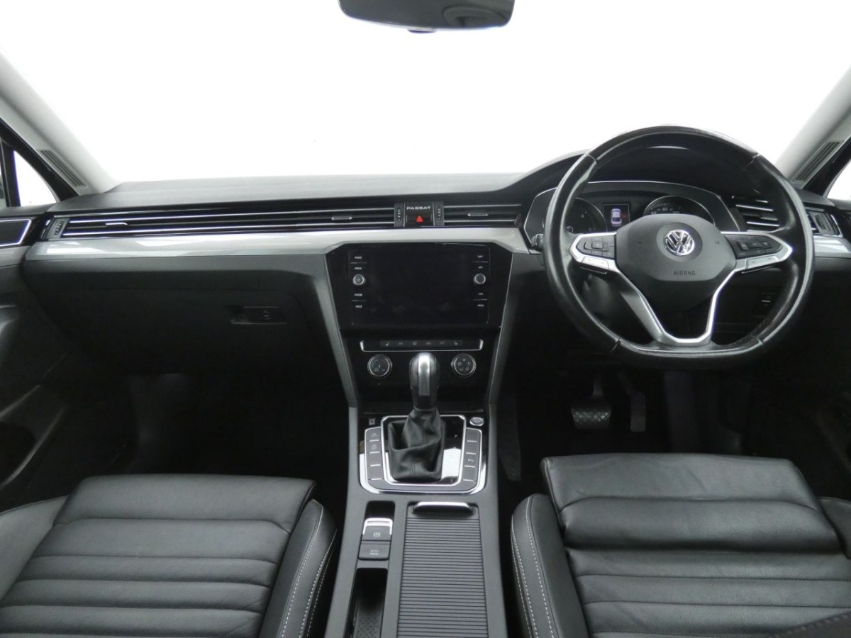 VOLKSWAGEN PASSAT 2.0 SEL TDI DSG 4D 148 BHP - 2020 - £12,700
