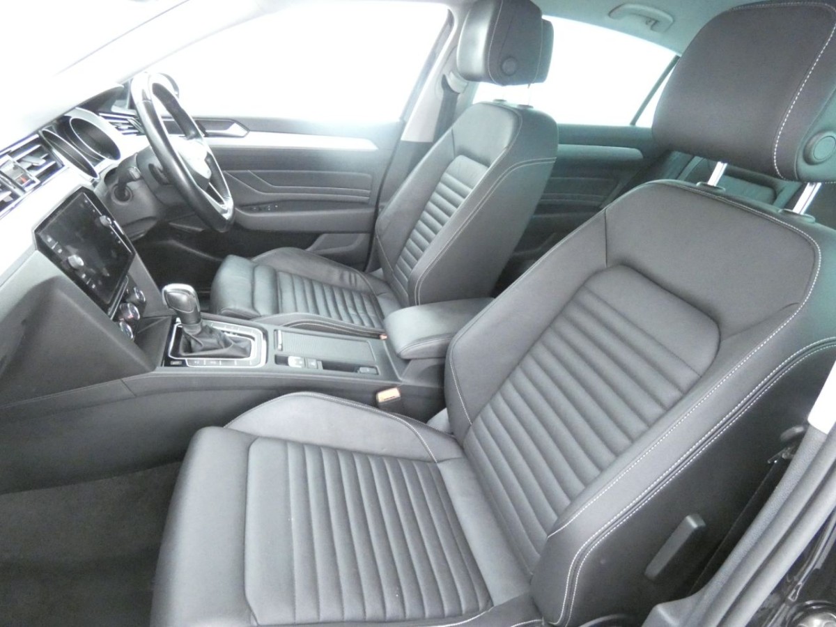 VOLKSWAGEN PASSAT 2.0 SEL TDI DSG 4D 148 BHP - 2020 - £12,700