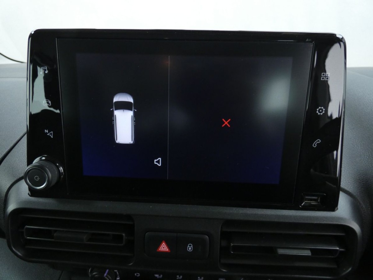 VAUXHALL COMBO LIFE EDITION S/S 5D 109 BHP - 2021 - £12,990
