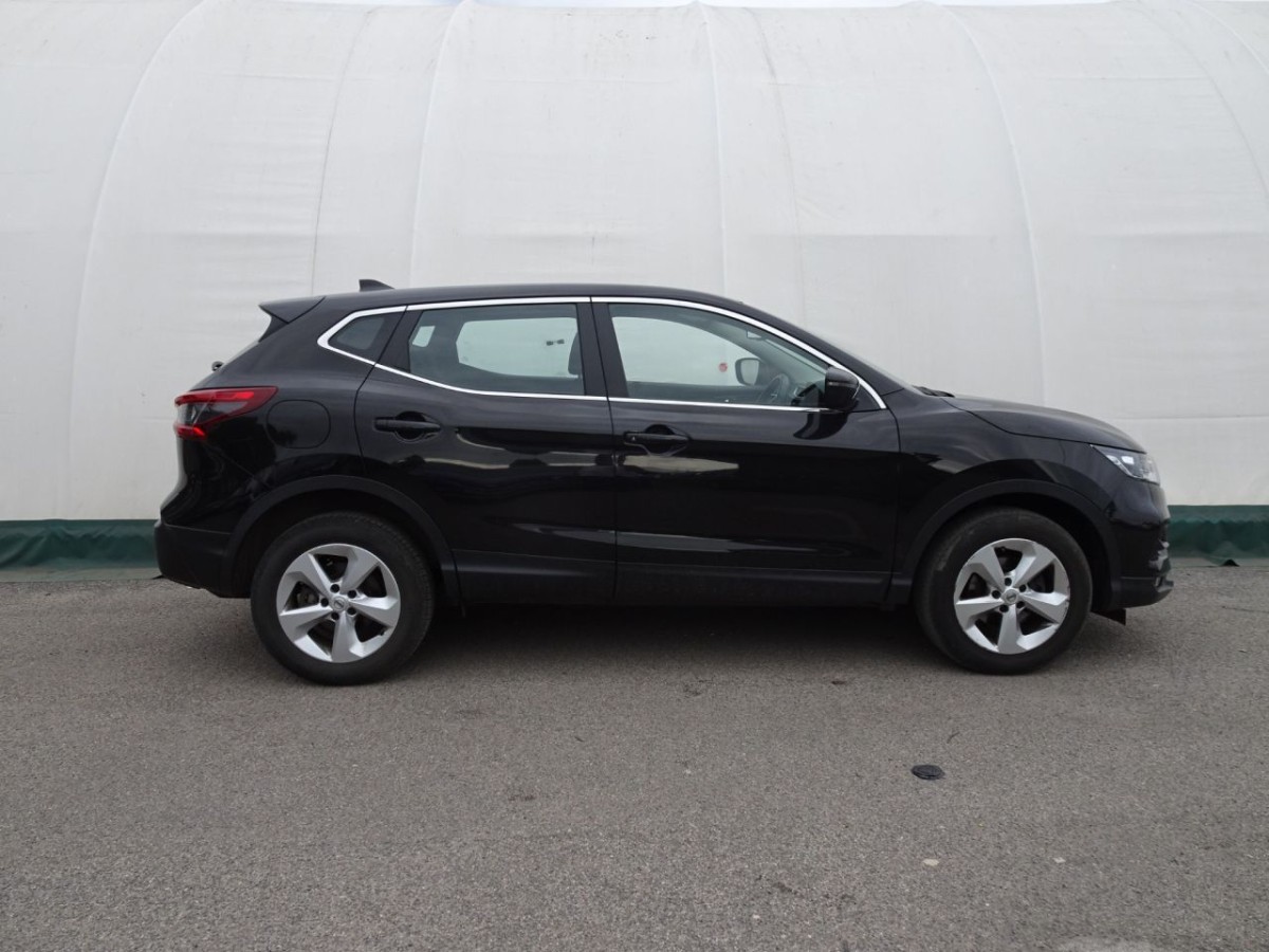 NISSAN QASHQAI 1.5 DCI ACENTA PREMIUM 5D 114 BHP - 2019 - £12,990