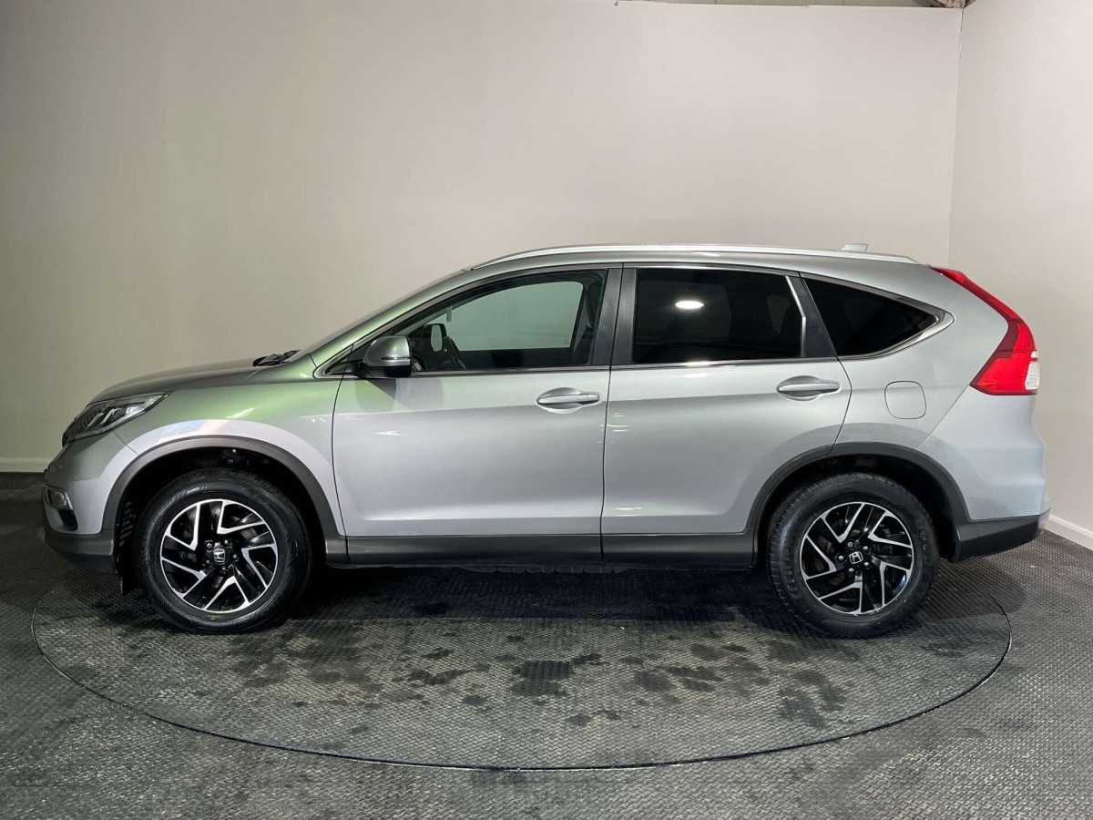 HONDA CR-V 2017 (67) 1.6 I-DTEC SE PLUS SUV 5DR DIESEL AUTO 4WD EURO 6 (160 PS) - 2017 - £14,800