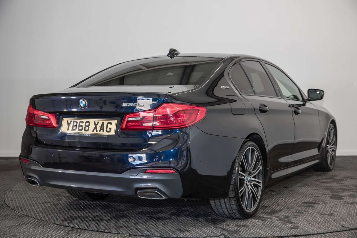BMW 5 SERIES 2018 (68) 2.0 530E 9.2KWH M SPORT SALOON 4DR PETROL PLUG-IN HYBRID AUTO EURO 6 (S/S) - 2018 - £14,600