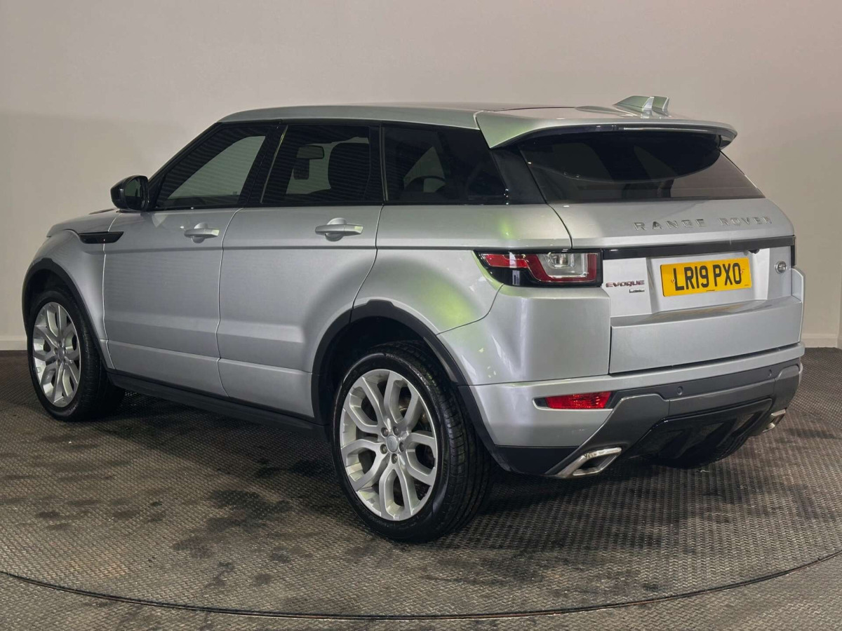 LAND ROVER RANGE ROVER EVOQUE 2019 (19) 2.0 TD4 HSE DYNAMIC SUV 5DR DIESEL AUTO 4WD EURO 6 (S/S) (180 PS) - 2019 - £15,500