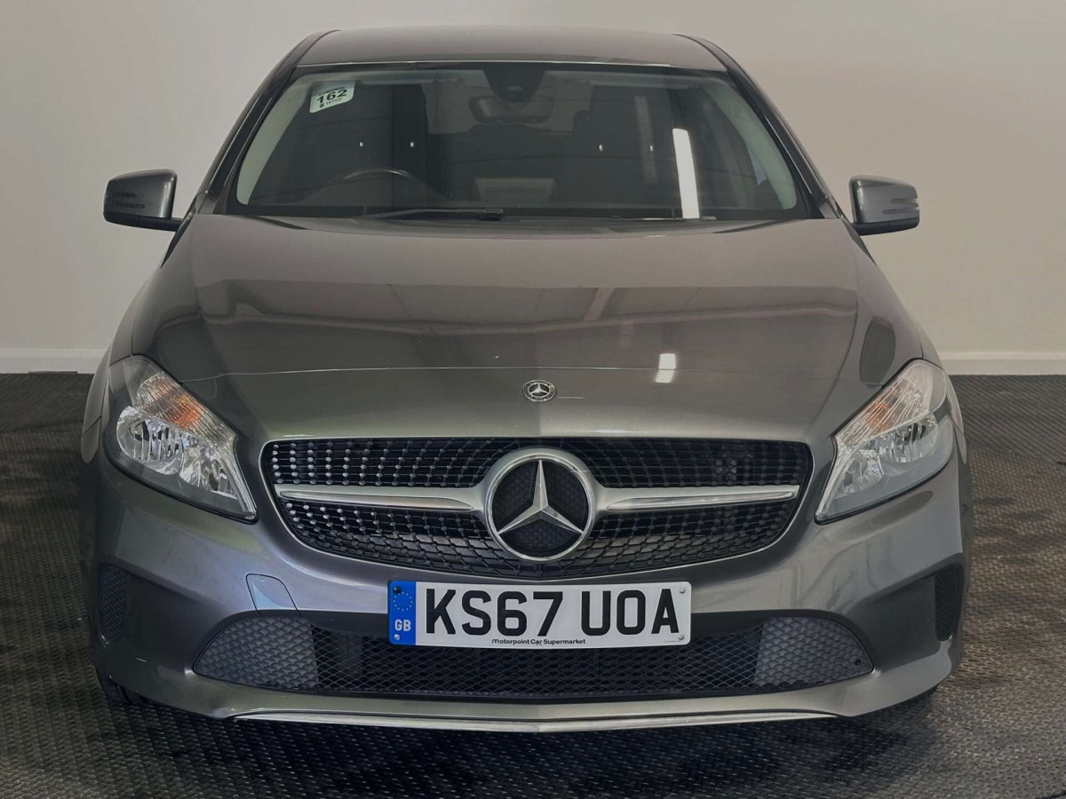 MERCEDES-BENZ A CLASS 2017 (67) 1.5 A180D SPORT HATCHBACK 5DR DIESEL 7G-DCT EURO 6 (S/S) (109 PS) - 2017 - £10,600