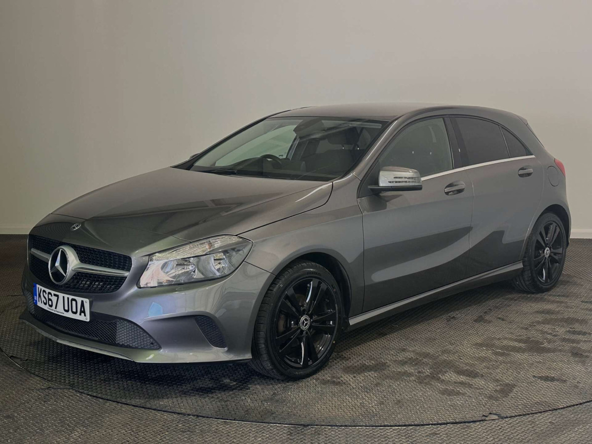 MERCEDES-BENZ A CLASS 2017 (67) 1.5 A180D SPORT HATCHBACK 5DR DIESEL 7G-DCT EURO 6 (S/S) (109 PS) - 2017 - £10,600