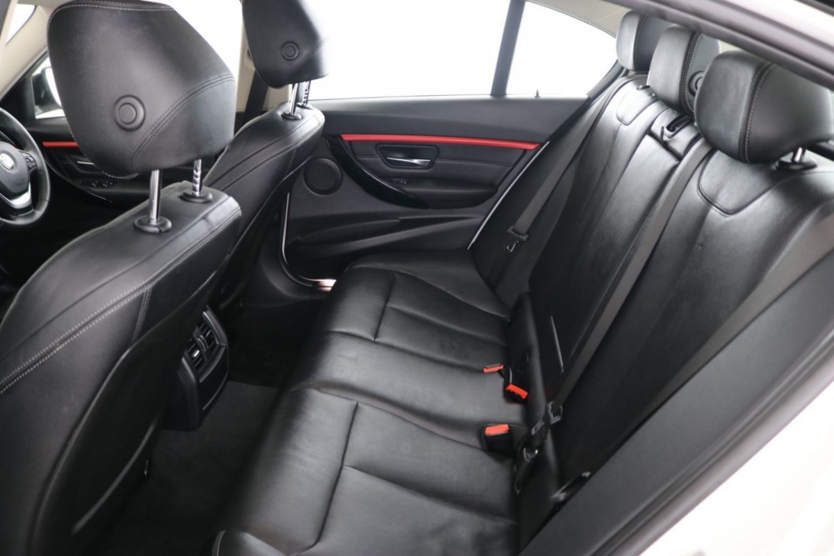 BMW 3 SERIES 2.0 320D ED SPORT 4D 161 BHP - 2017 - £14,490