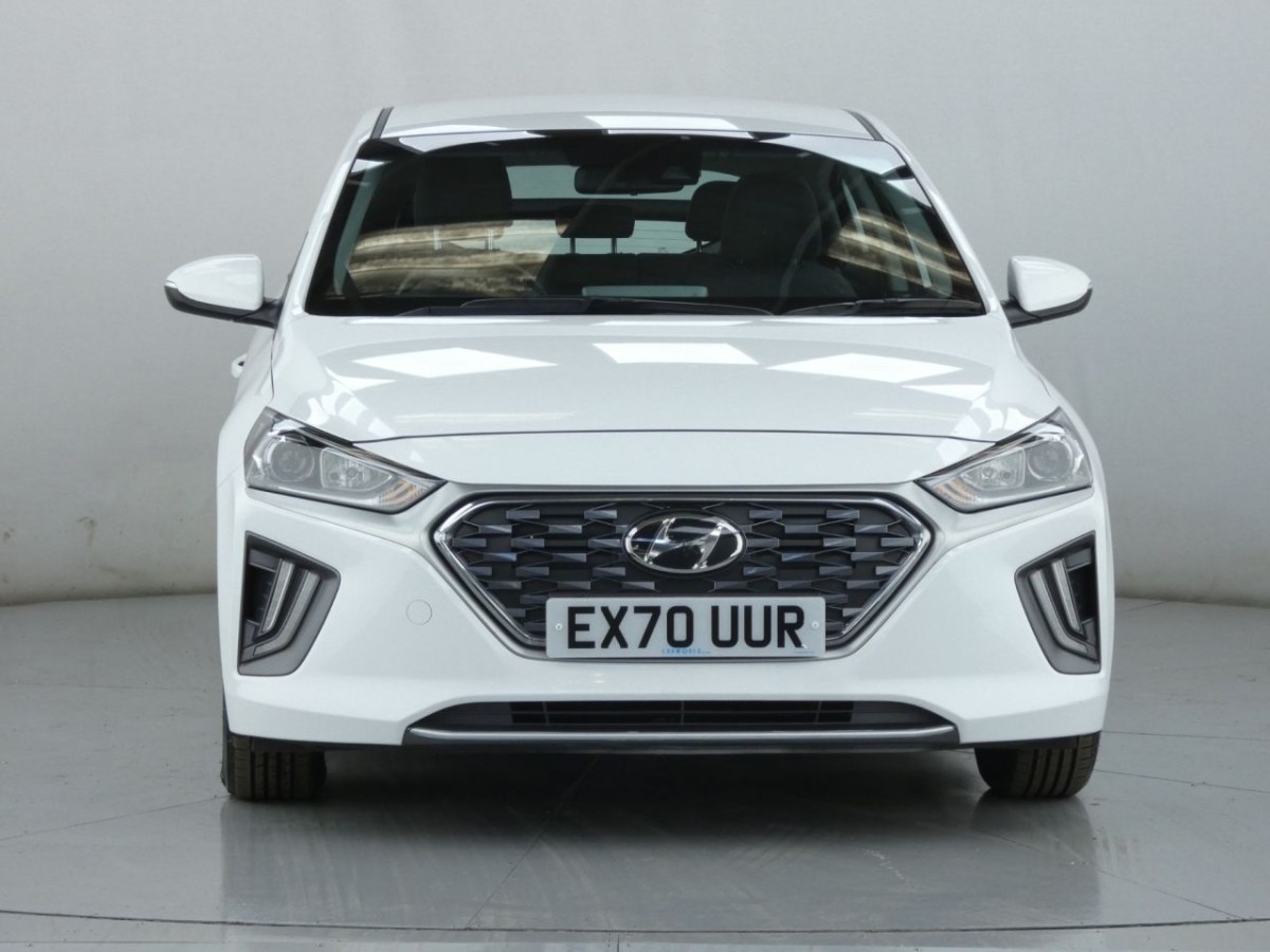 HYUNDAI IONIQ 1.6 SE CONNECT MHEV 5D 140 BHP - 2020 - £12,990