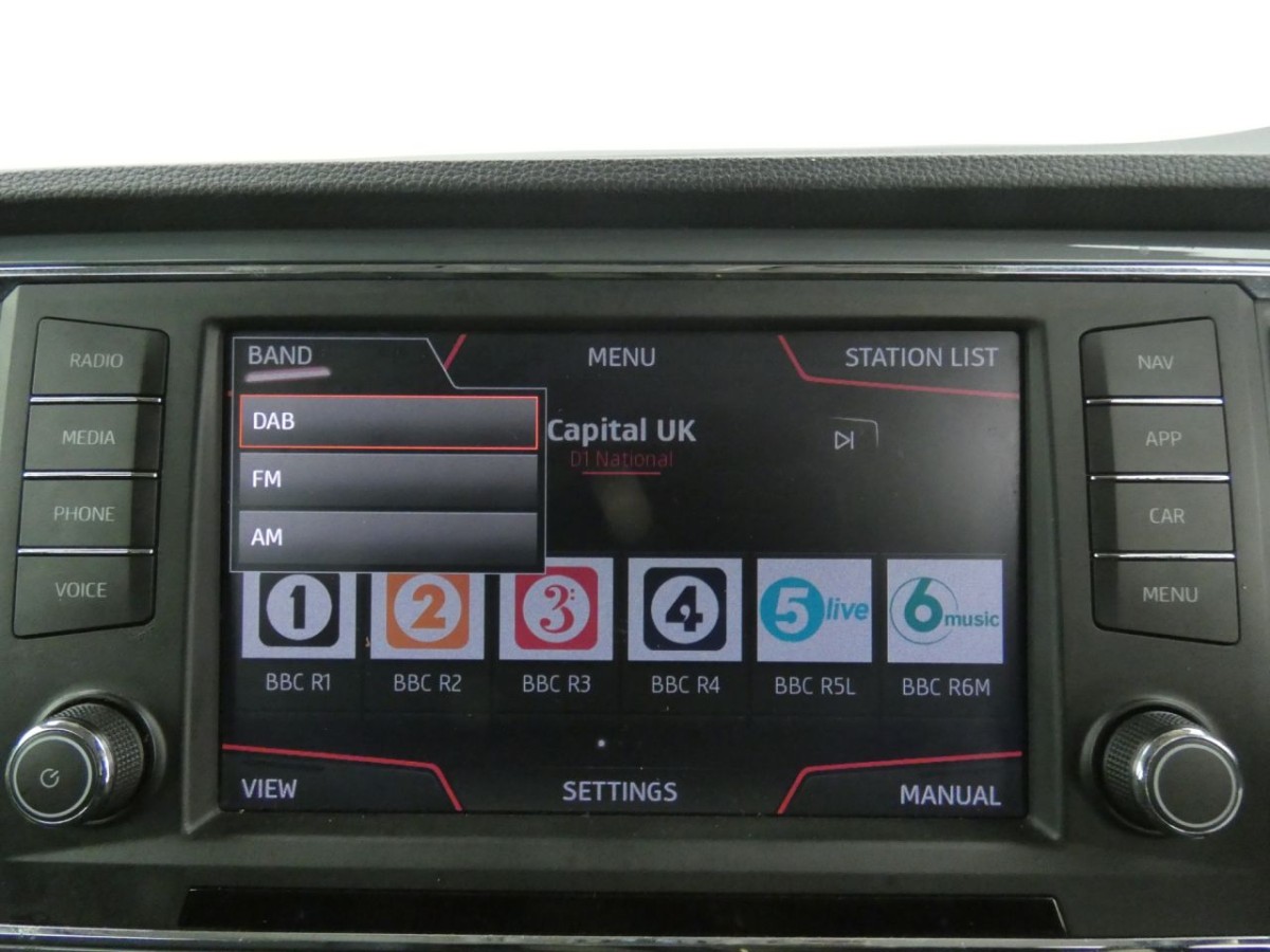 SEAT ATECA 1.6 TDI SE TECHNOLOGY 5D 114 BHP - 2019 - £9,400