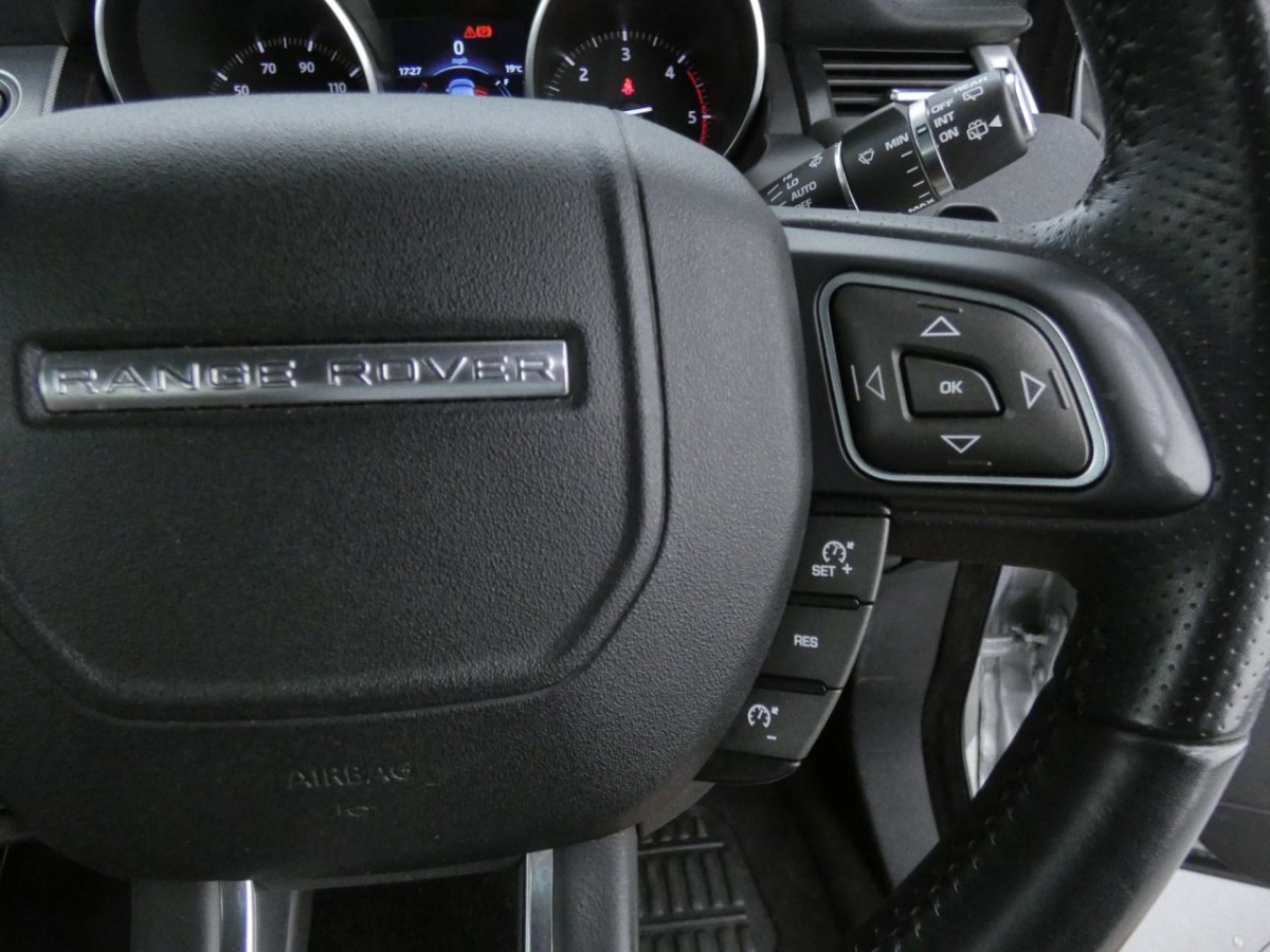LAND ROVER RANGE ROVER EVOQUE 2.0 TD4 HSE DYNAMIC 5D 177 BHP - 2017 - £15,400