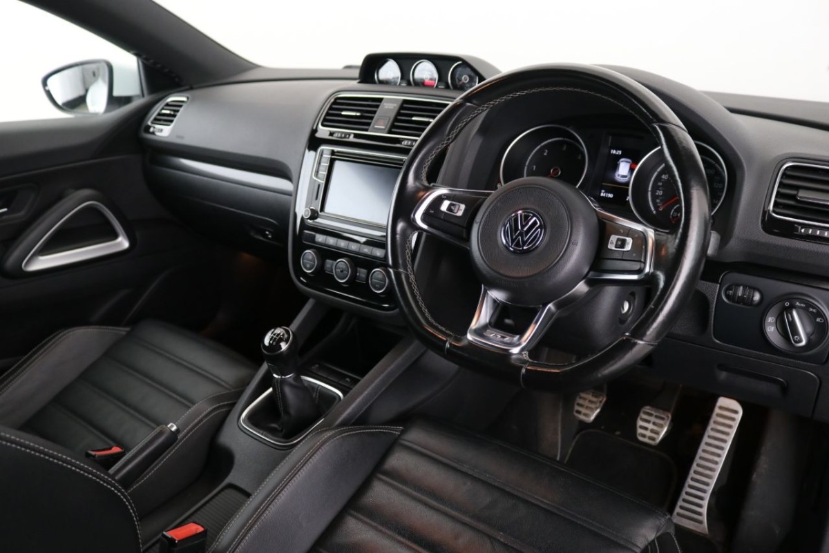 VOLKSWAGEN SCIROCCO 2.0 R LINE TDI BLUEMOTION TECHNOLOGY 2D 182 BHP - 2017 - £12,990