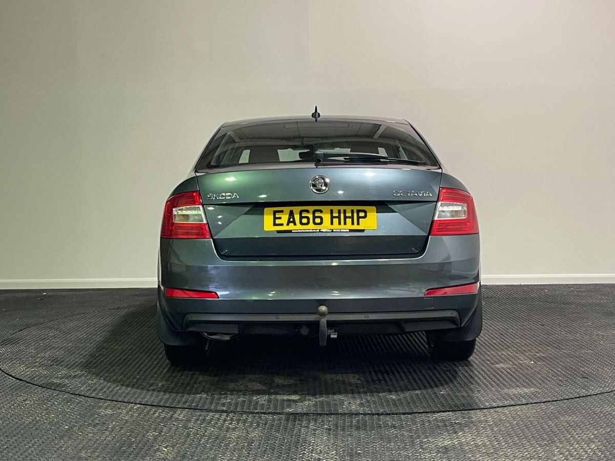 SKODA OCTAVIA 2016 (66) 1.4 TSI SE L HATCHBACK 5DR PETROL DSG EURO 6 (S/S) (150 PS) - 2016 - £7,900