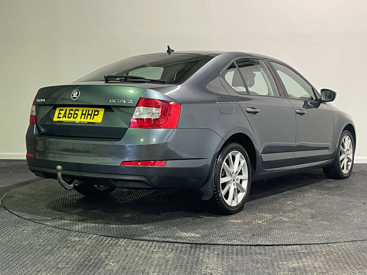 SKODA OCTAVIA 2016 (66) 1.4 TSI SE L HATCHBACK 5DR PETROL DSG EURO 6 (S/S) (150 PS) - 2016 - £7,900