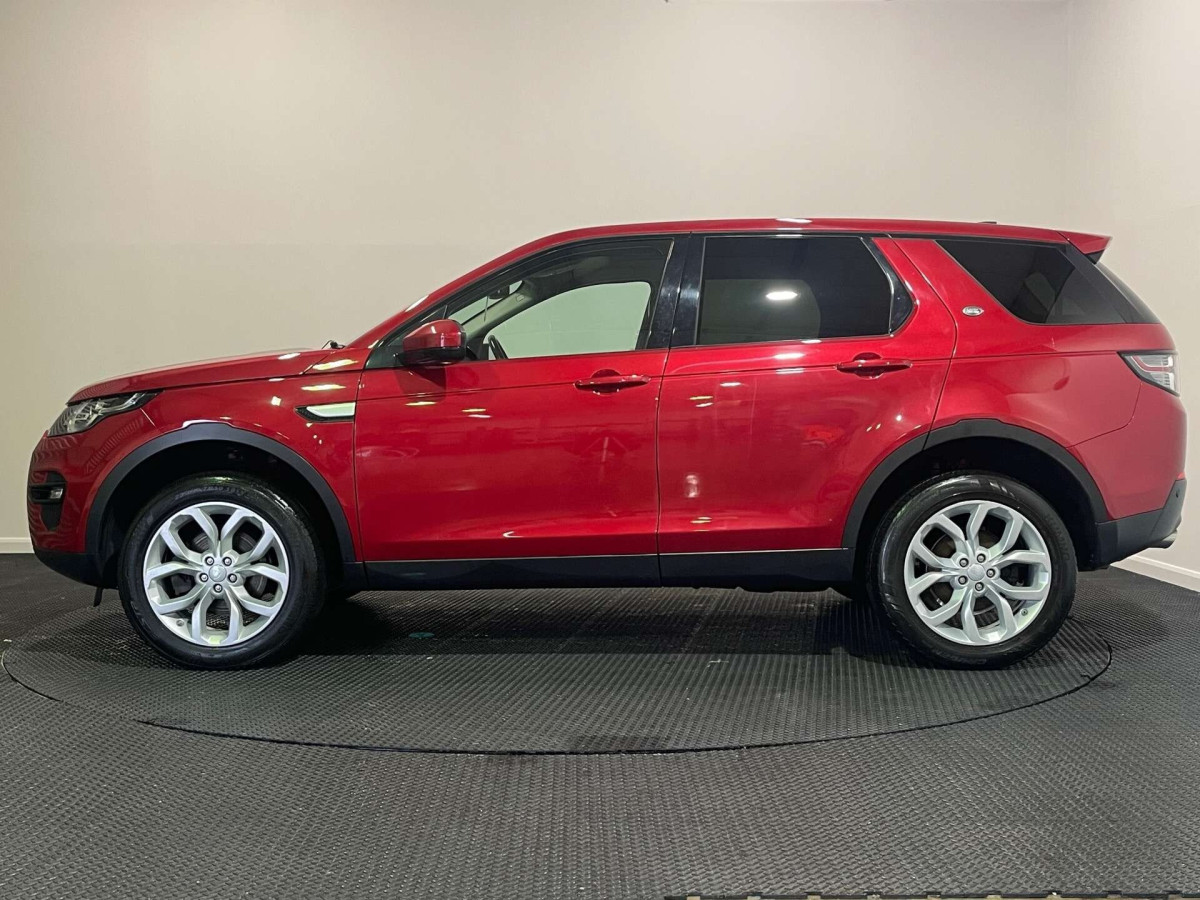 LAND ROVER DISCOVERY SPORT 2018 (68) 2.0 TD4 HSE SUV 5DR DIESEL AUTO 4WD EURO 6 (S/S) (180 PS) - 2018 - £14,000