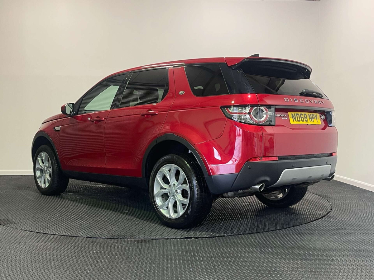 LAND ROVER DISCOVERY SPORT 2018 (68) 2.0 TD4 HSE SUV 5DR DIESEL AUTO 4WD EURO 6 (S/S) (180 PS) - 2018 - £14,000