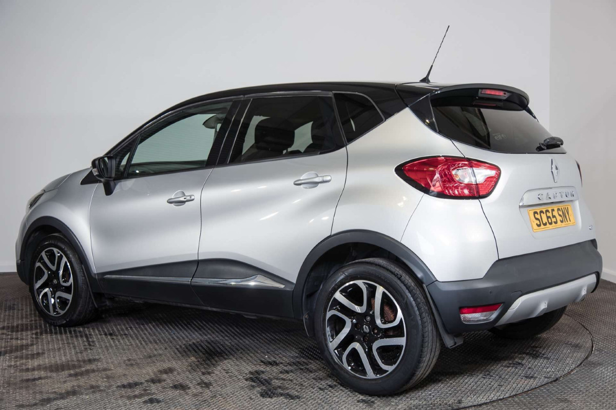 RENAULT CAPTUR 2015 (65) 1.5 DCI ENERGY SIGNATURE NAV SUV 5DR DIESEL MANUAL EURO 6 (S/S) (90 PS) - 2015 - £7,900