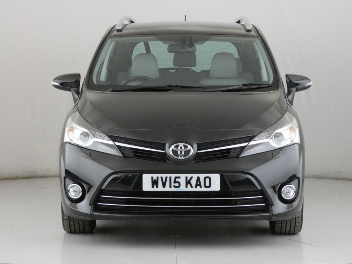 TOYOTA VERSO 1.6 D-4D EXCEL 5D 110 BHP - 2015 - £10,400