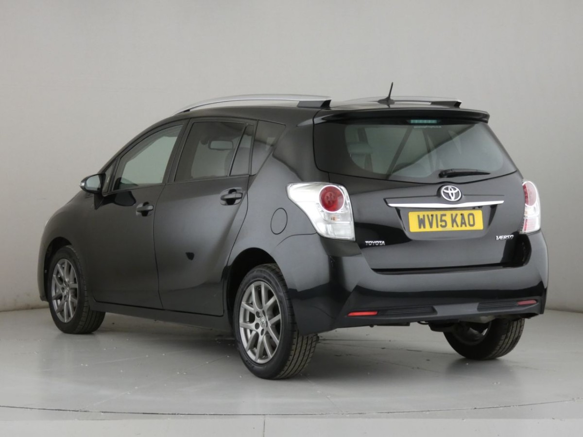 TOYOTA VERSO 1.6 D-4D EXCEL 5D 110 BHP - 2015 - £10,400
