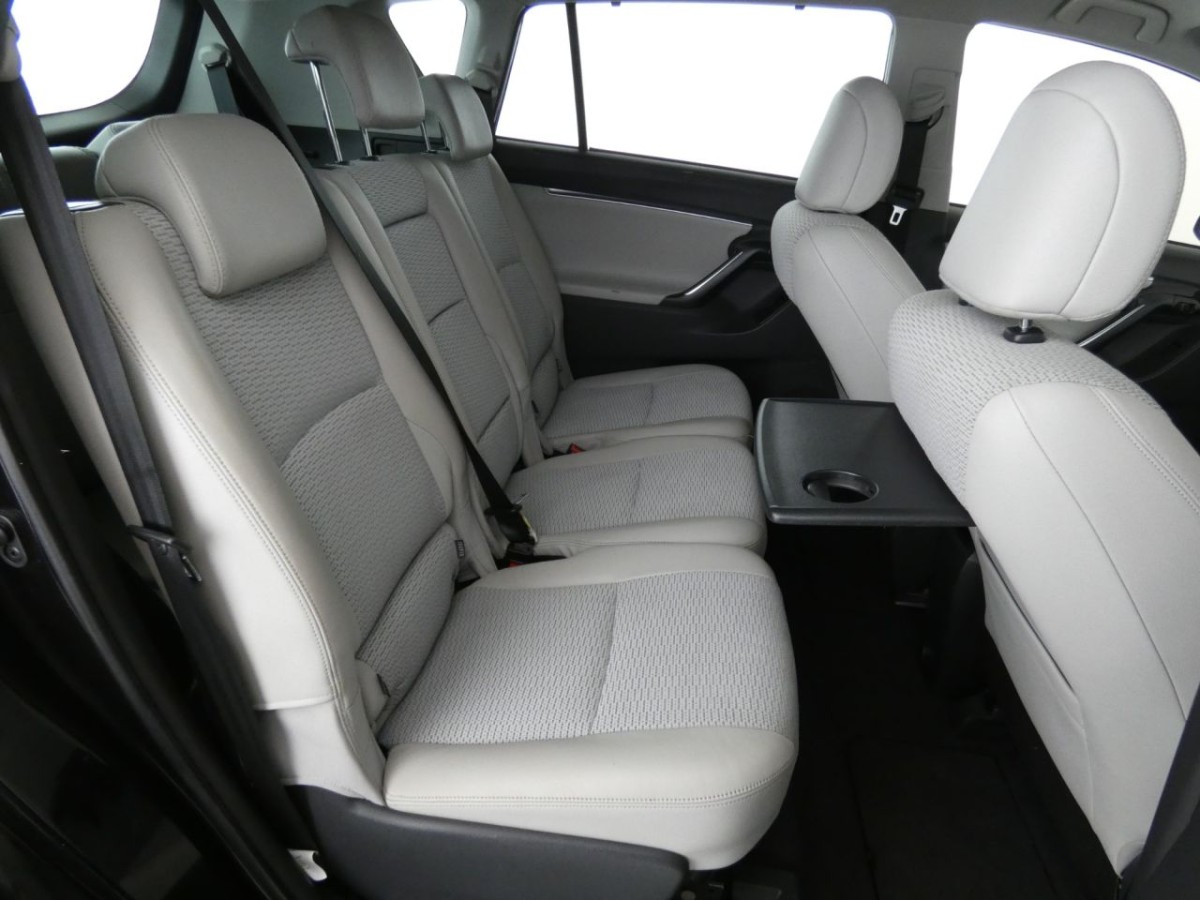 TOYOTA VERSO 1.6 D-4D EXCEL 5D 110 BHP - 2015 - £10,400