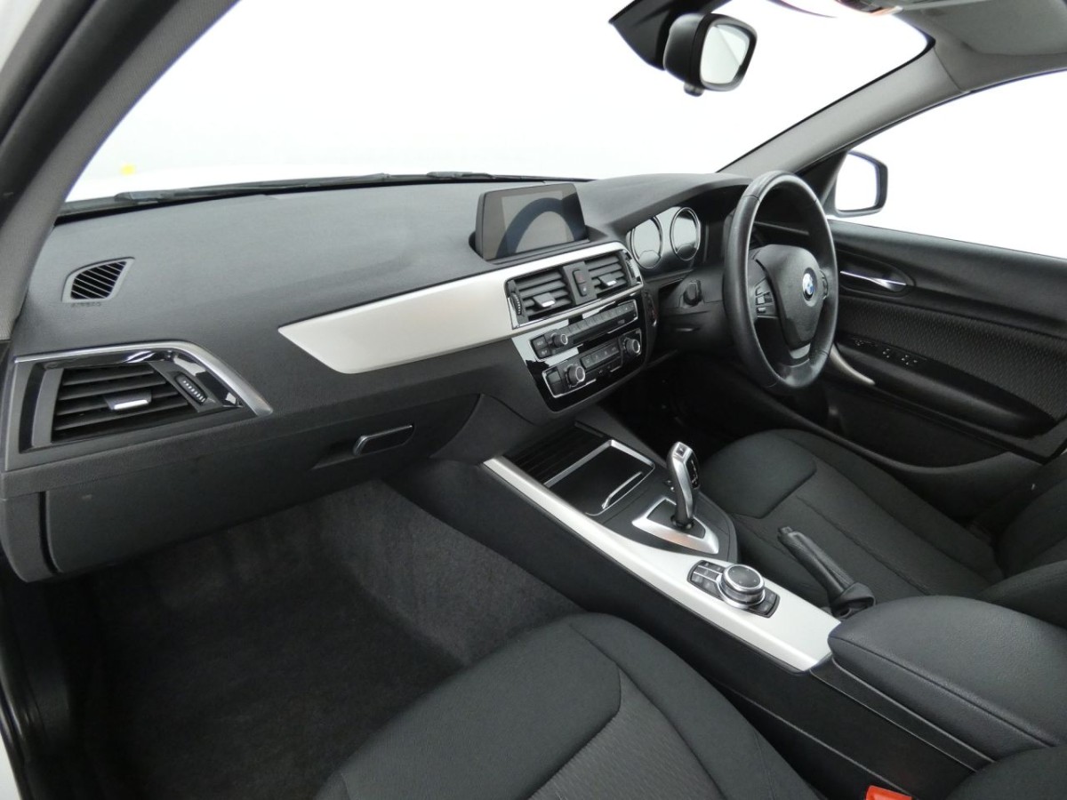 BMW 1 SERIES 1.5 116D SE BUSINESS 5D 114 BHP - 2018 - £13,700