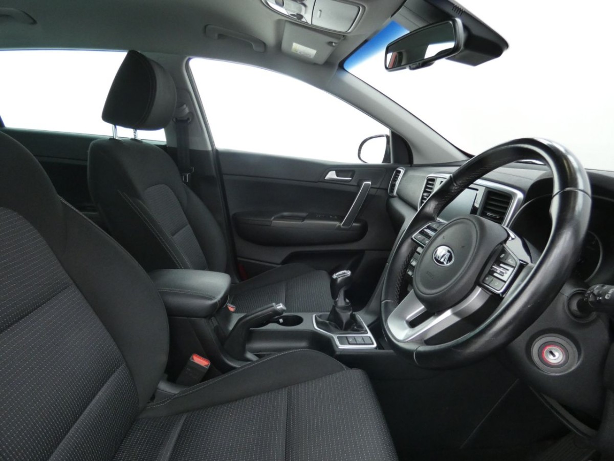 KIA SPORTAGE 1.6 2 ISG 5D 131 BHP - 2020 - £12,990