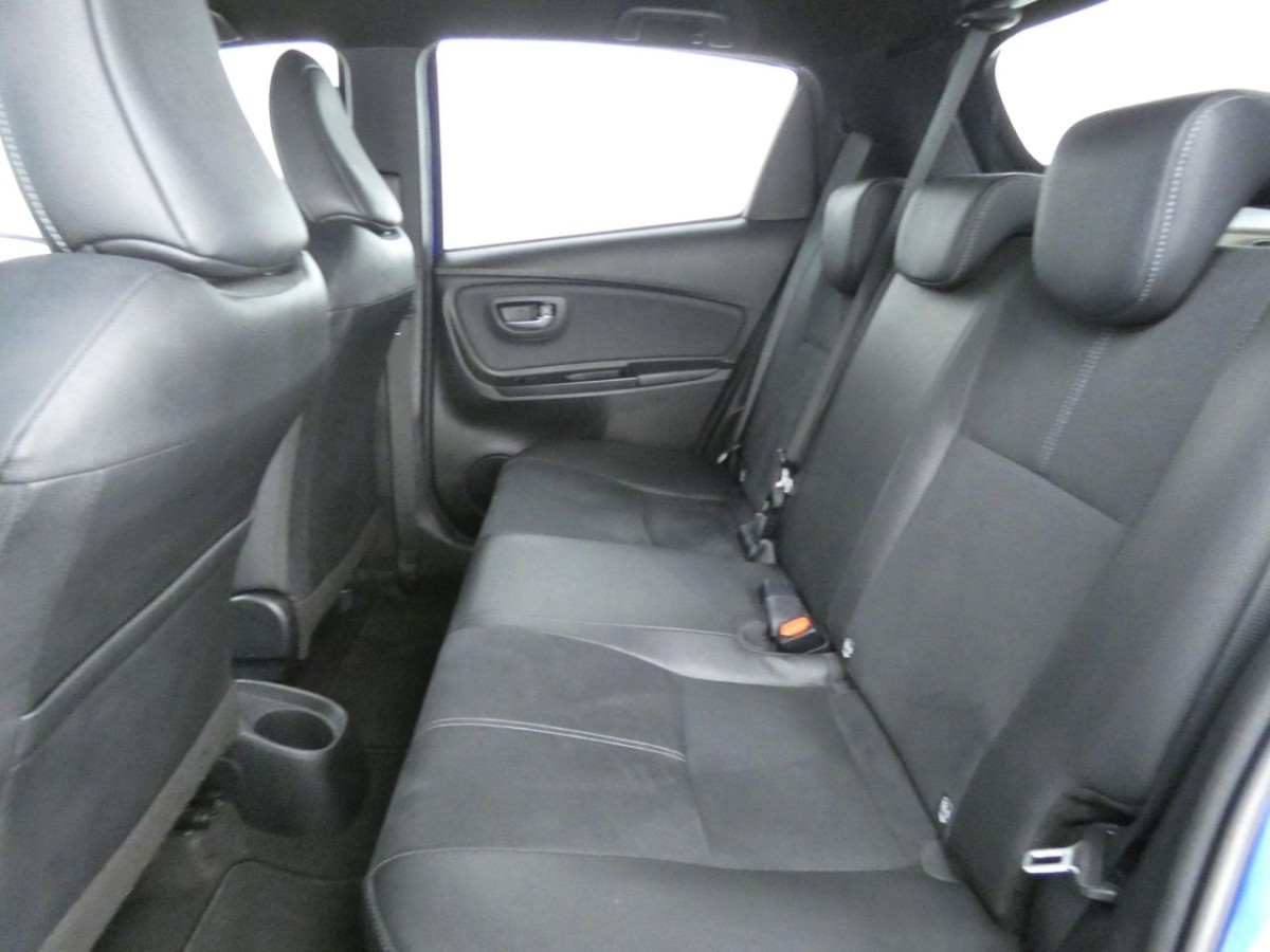 TOYOTA YARIS 1.5 VVT-I GR-SPORT 5D 100 BHP - 2020 - £12,700