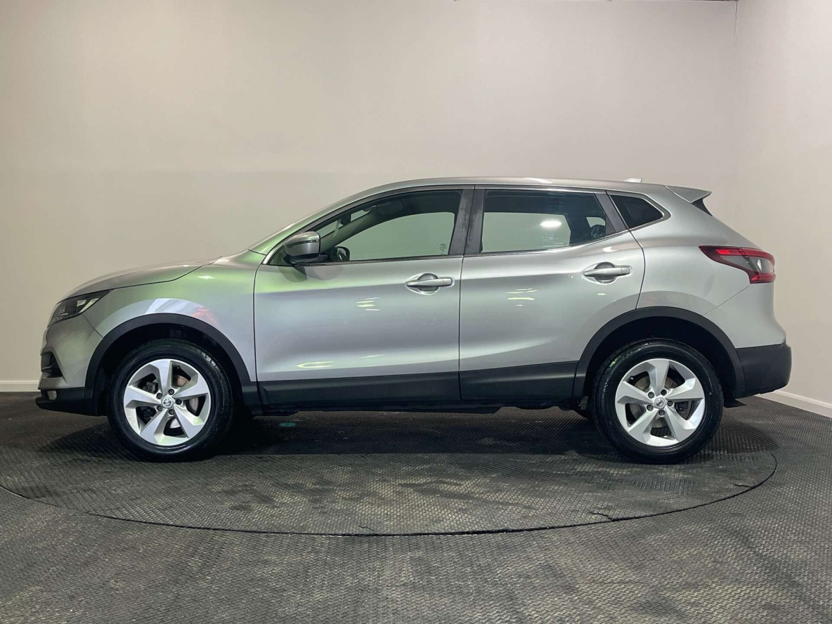 NISSAN QASHQAI 2019 (69) 1.3 DIG-T ACENTA PREMIUM SUV 5DR PETROL MANUAL EURO 6 (S/S) (140 PS) - 2019 - £9,200