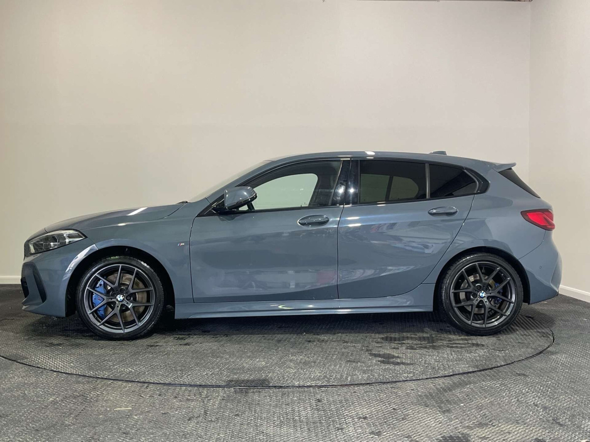 BMW 1 SERIES 2019 (69) 1.5 118I M SPORT HATCHBACK 5DR PETROL MANUAL EURO 6 (S/S) (140 PS) - 2019 - £13,500