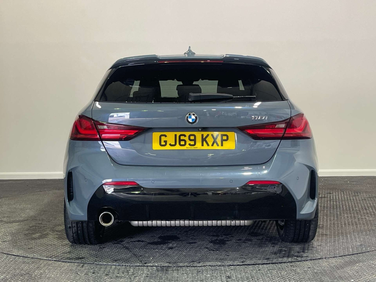 BMW 1 SERIES 2019 (69) 1.5 118I M SPORT HATCHBACK 5DR PETROL MANUAL EURO 6 (S/S) (140 PS) - 2019 - £13,500
