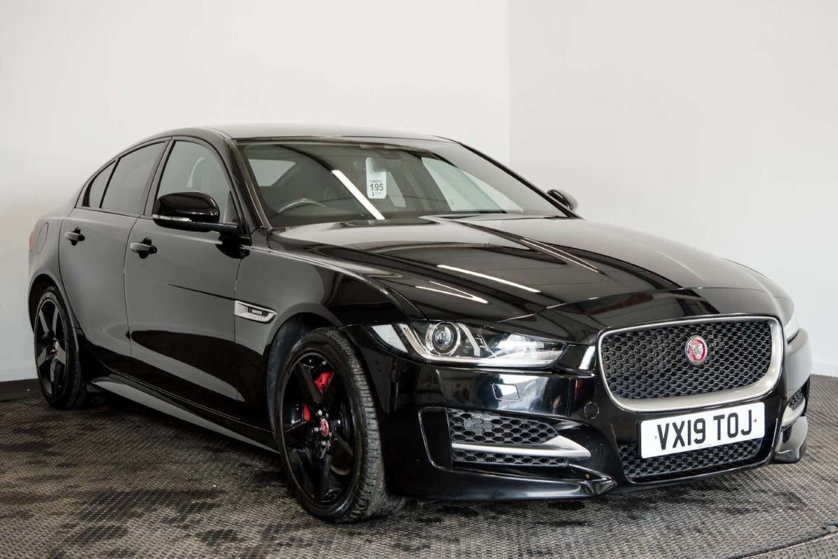 JAGUAR XE 2019 (19) 2.0I GPF R-SPORT SALOON 4DR PETROL AUTO EURO 6 (S/S) (200 PS) - 2019 - £12,250
