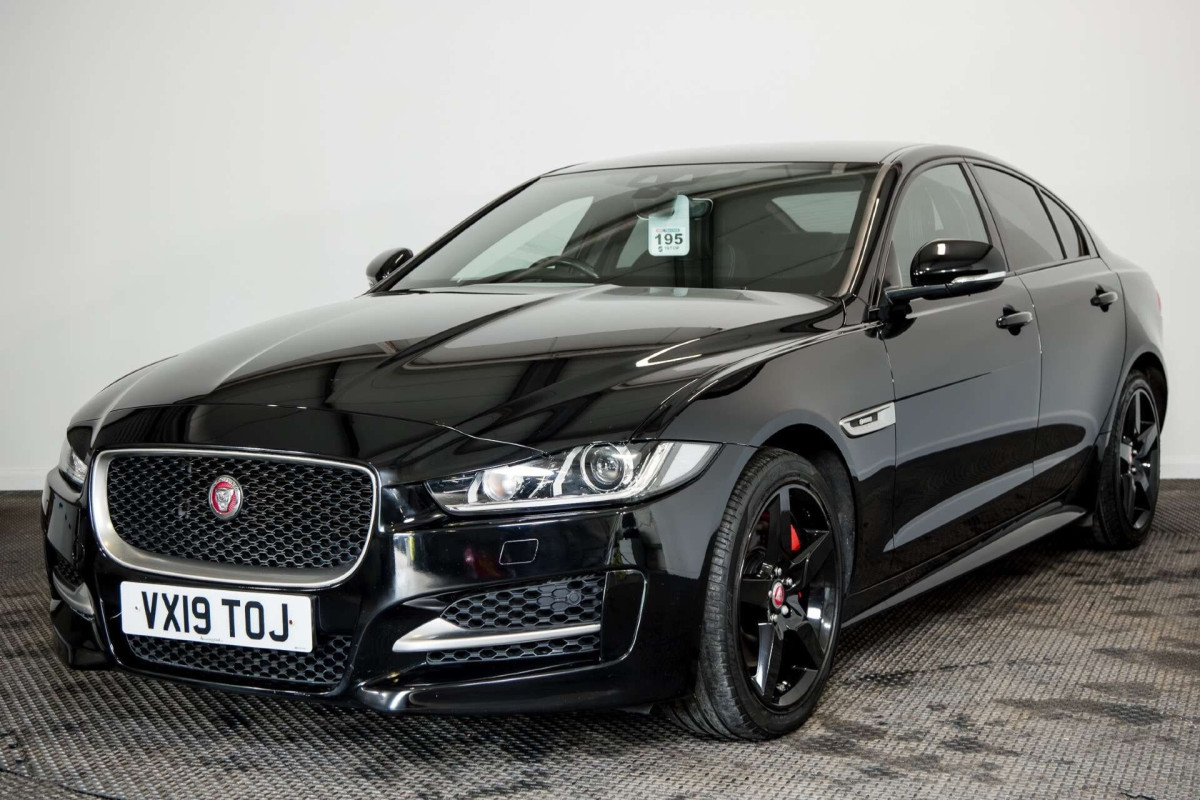 JAGUAR XE 2019 (19) 2.0I GPF R-SPORT SALOON 4DR PETROL AUTO EURO 6 (S/S) (200 PS) - 2019 - £12,250