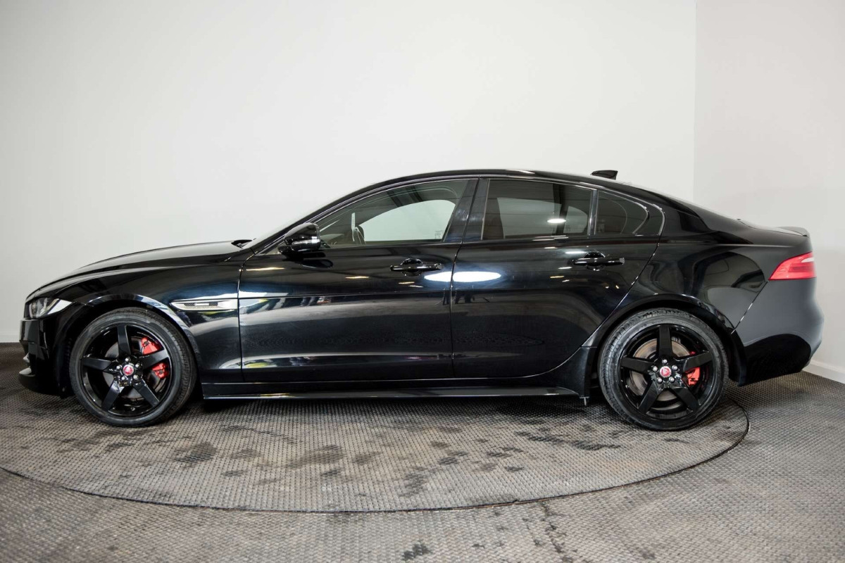JAGUAR XE 2019 (19) 2.0I GPF R-SPORT SALOON 4DR PETROL AUTO EURO 6 (S/S) (200 PS) - 2019 - £12,250