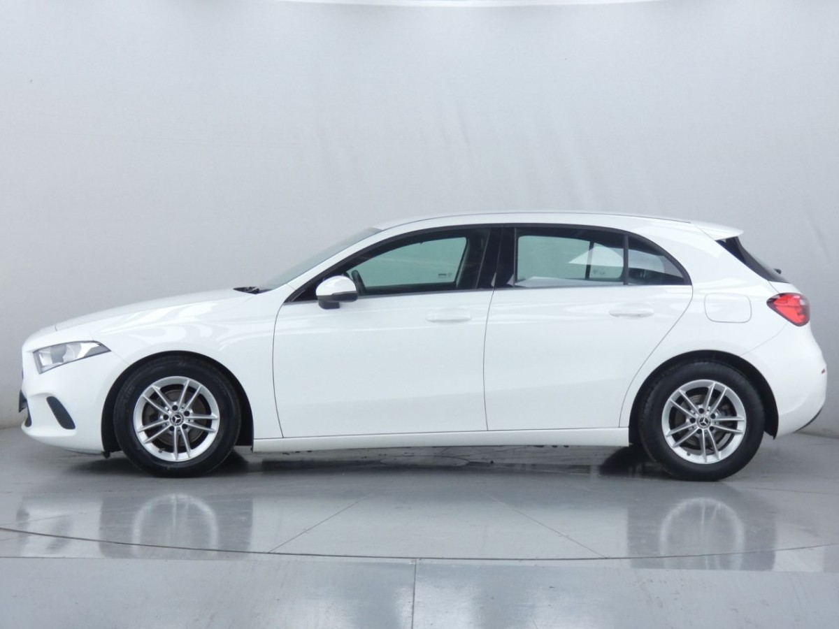 MERCEDES-BENZ A-CLASS 1.5 A 180 D SE 5D 114 BHP - 2020 - £15,700