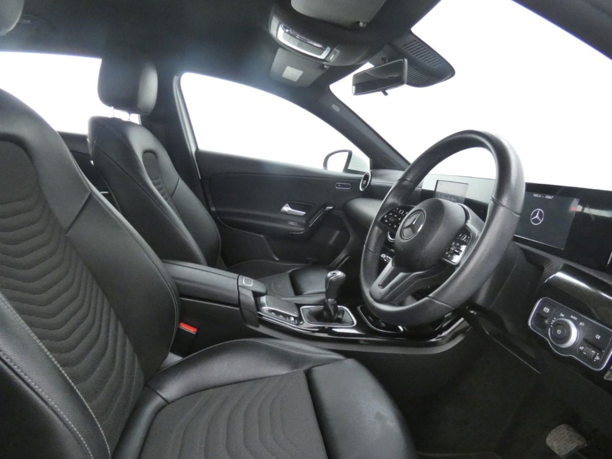 MERCEDES-BENZ A-CLASS 1.5 A 180 D SE 5D 114 BHP - 2020 - £15,700