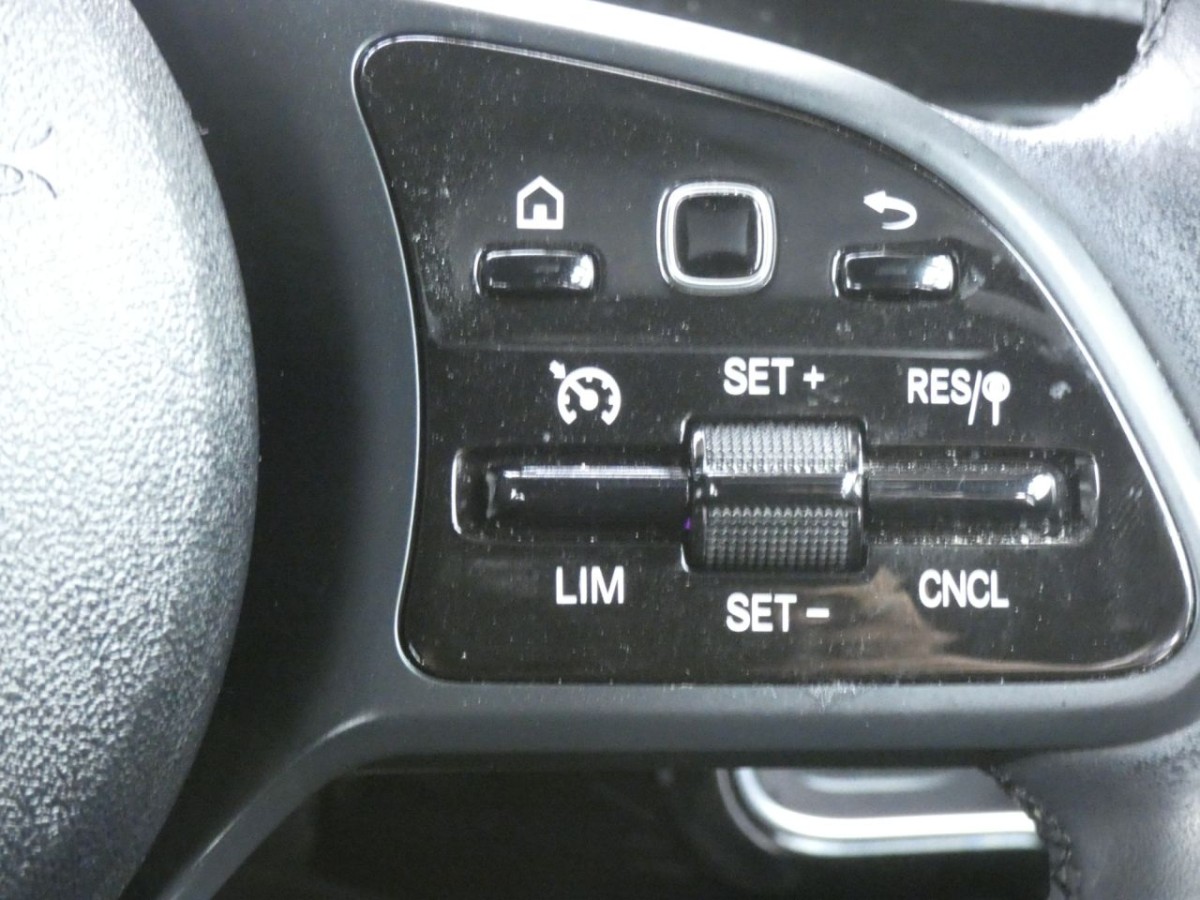MERCEDES-BENZ A-CLASS 1.5 A 180 D SE 5D 114 BHP - 2020 - £15,700