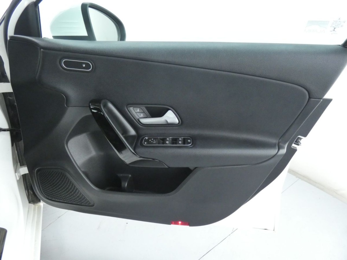 MERCEDES-BENZ A-CLASS 1.5 A 180 D SE 5D 114 BHP - 2020 - £15,700