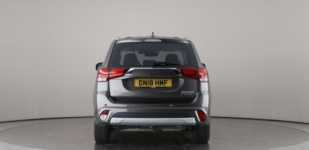 MITSUBISHI OUTLANDER 2.0 PHEV 4HS 5D 200 BHP - 2018 - £16,400