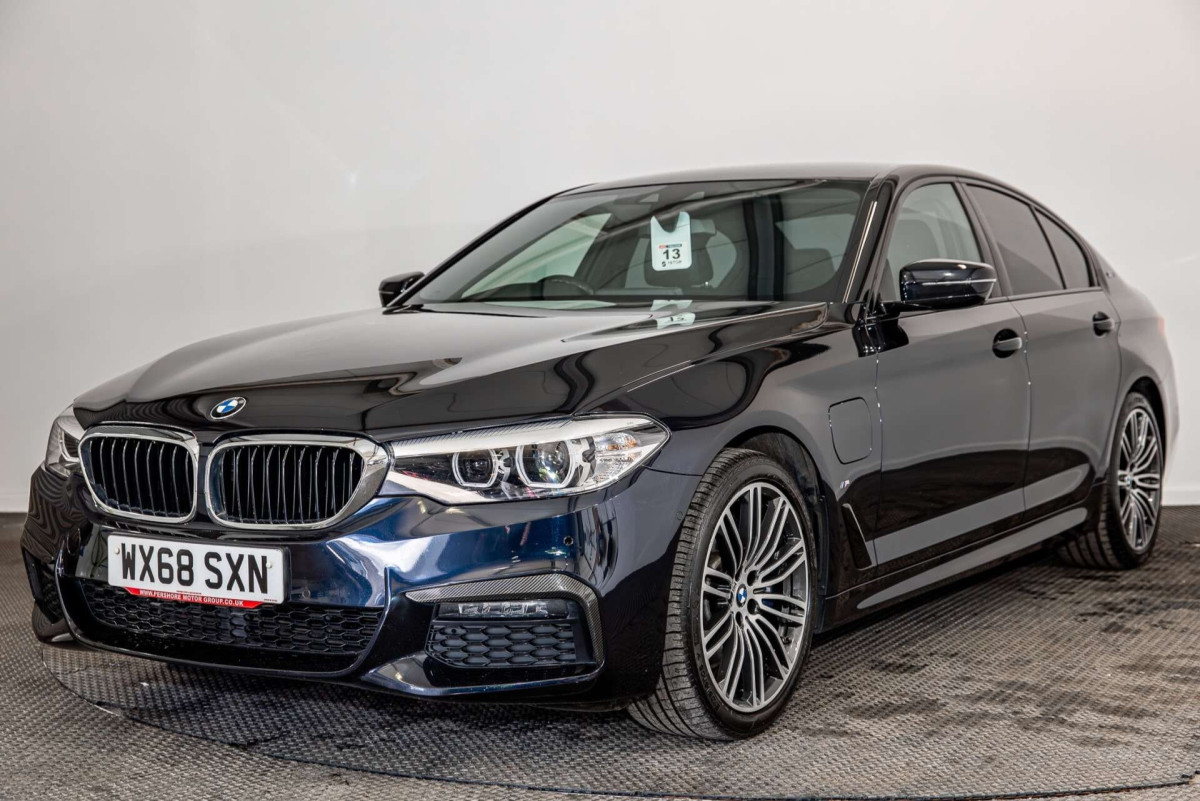 BMW 5 SERIES 2018 (68) 2.0 530E 9.2KWH M SPORT SALOON 4DR PETROL PLUG-IN HYBRID AUTO EURO 6 (S/S) - 2018 - £15,650