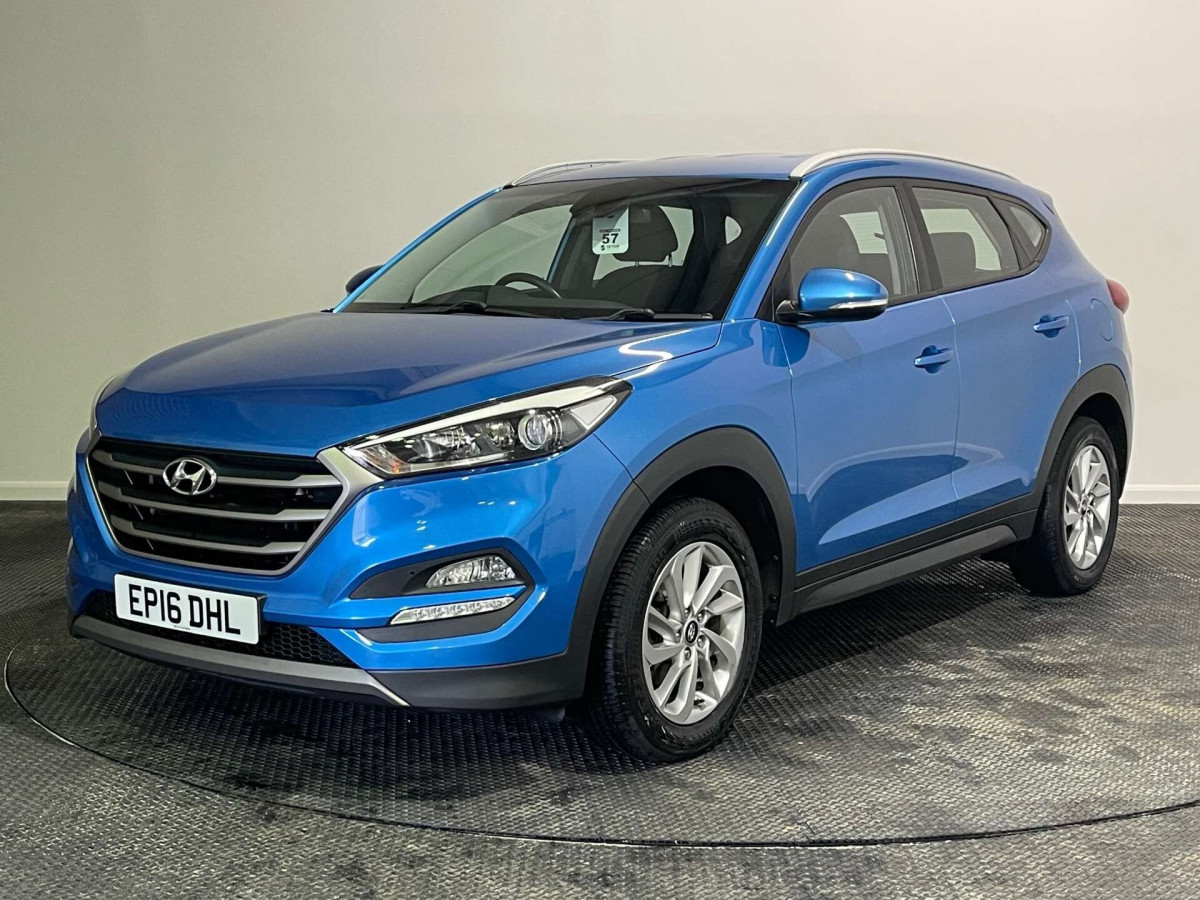 HYUNDAI TUCSON 2016 (16) 1.7 CRDI BLUE DRIVE SE NAV SUV 5DR DIESEL MANUAL EURO 6 (S/S) (116 PS) - 2016 - £7,850