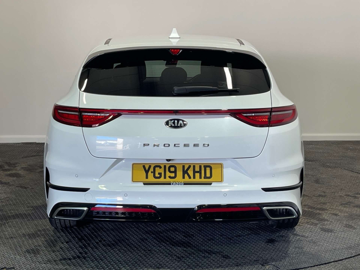 KIA PRO CEED 2019 (19) 1.4 T-GDI GT-LINE SHOOTING BRAKE 5DR PETROL DCT EURO 6 (S/S) (138 BHP) - 2019 - £13,000