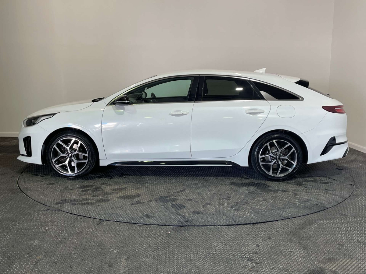 KIA PRO CEED 2019 (19) 1.4 T-GDI GT-LINE SHOOTING BRAKE 5DR PETROL DCT EURO 6 (S/S) (138 BHP) - 2019 - £13,000