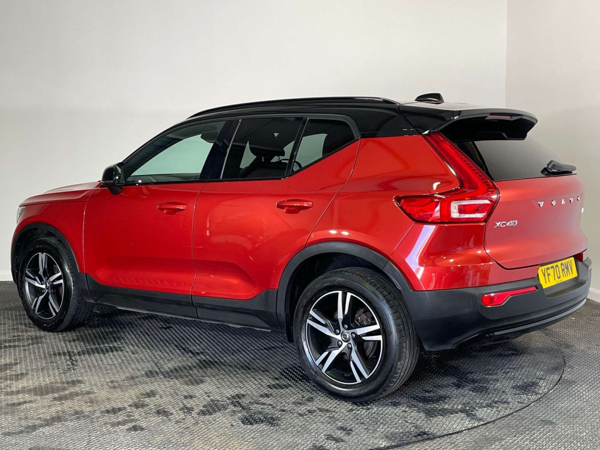 VOLVO XC40 2021 (70) 1.5 T3 R-DESIGN SUV 5DR PETROL MANUAL EURO 6 (S/S) (163 PS) - 2021 - £18,500