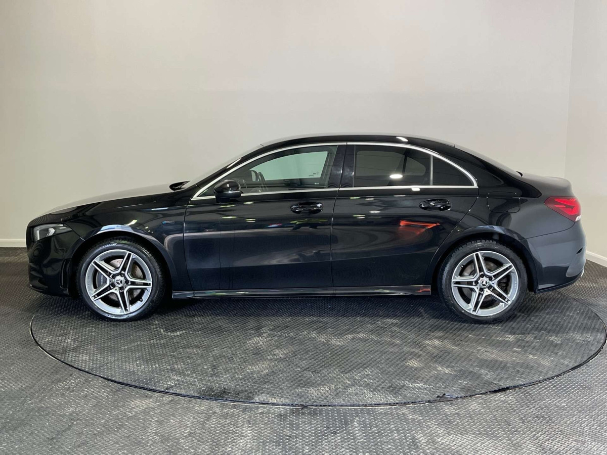 MERCEDES-BENZ A CLASS 2020 (70) 1.3 A250E 15.6KWH AMG LINE SALOON 4DR PETROL PLUG-IN HYBRID 8G-DCT EURO 6 ( - 2020 - £13,750