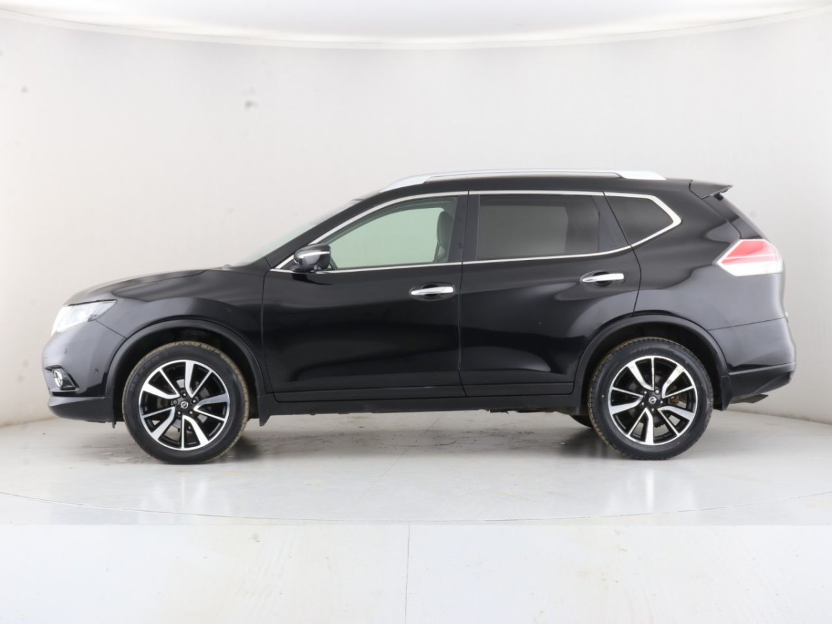 NISSAN X-TRAIL 1.6 DCI TEKNA 5D 130 BHP - 2017 - £14,700