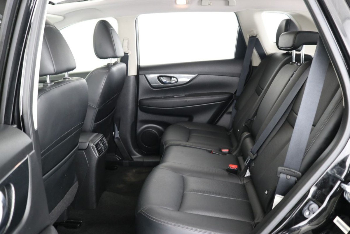 NISSAN X-TRAIL 1.6 DCI TEKNA 5D 130 BHP - 2017 - £14,700