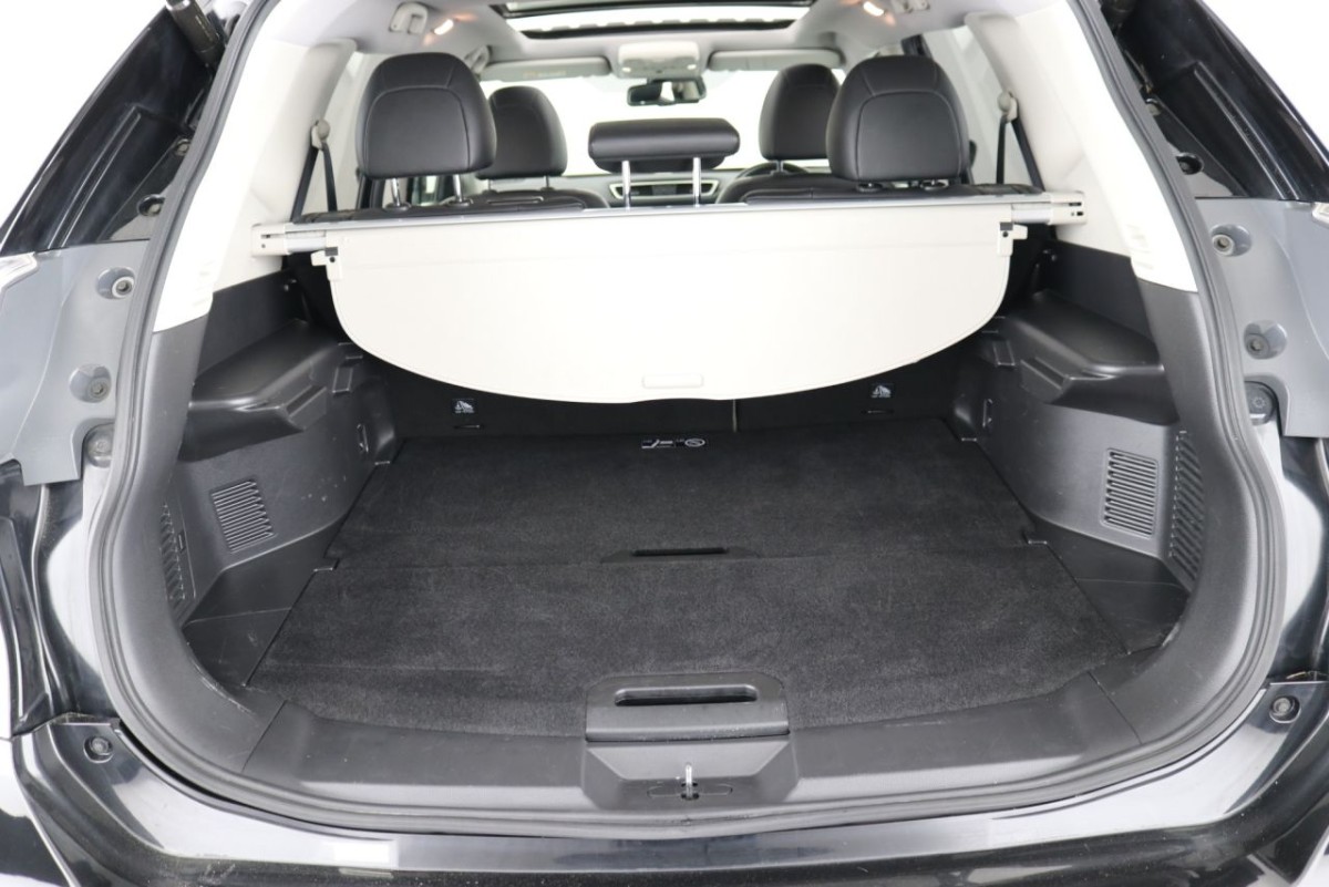NISSAN X-TRAIL 1.6 DCI TEKNA 5D 130 BHP - 2017 - £14,700