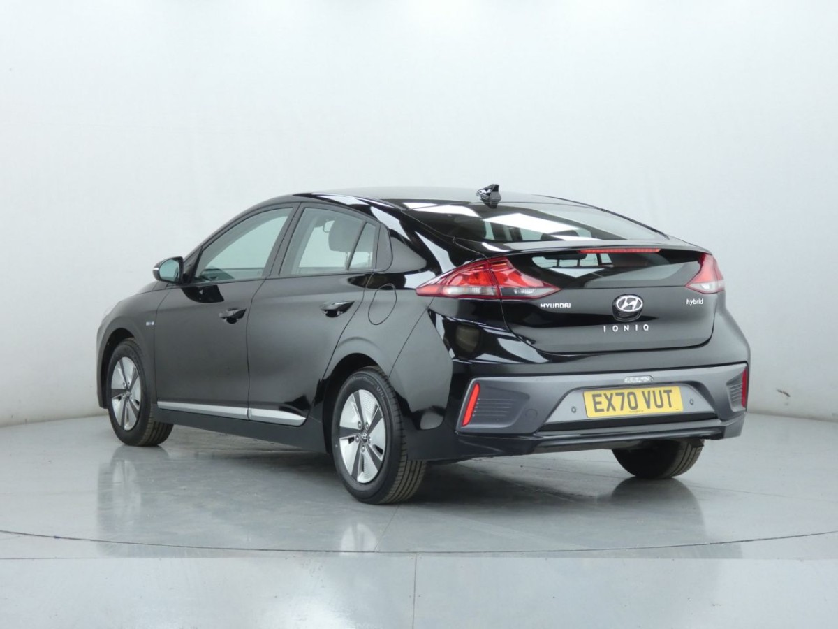 HYUNDAI IONIQ 1.6 SE CONNECT MHEV 5D 140 BHP - 2020 - £16,300
