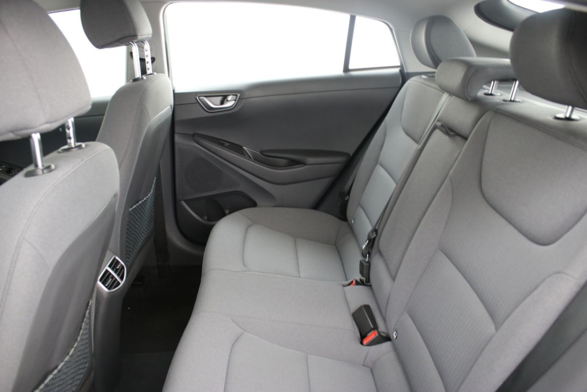 HYUNDAI IONIQ 1.6 PREMIUM MHEV 5D 140 BHP - 2021 - £16,990